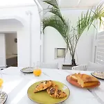 30villa Rd Rhodes City